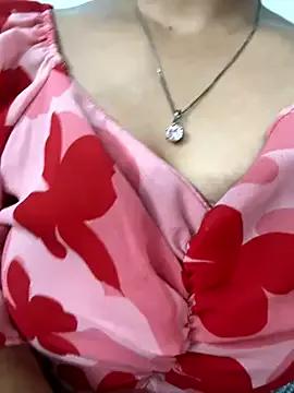 miss_moonikaa from StripChat is Freechat