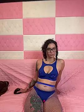 Customizable and immersive: Energize your taste buds and checkout our delicious choice of amateur cams liveshows with excited livestreamers getting their sweet physiques pounded with their beloved vibrating toys.