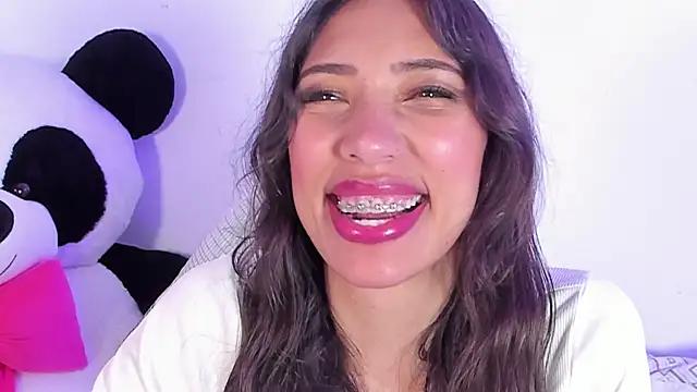 Miss_veronicaa2 from StripChat