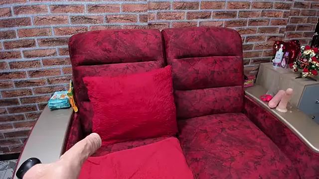 Customizable and immersive: Energize your taste buds and checkout our delicious choice of amateur cams liveshows with excited livestreamers getting their sweet physiques pounded with their beloved vibrating toys.