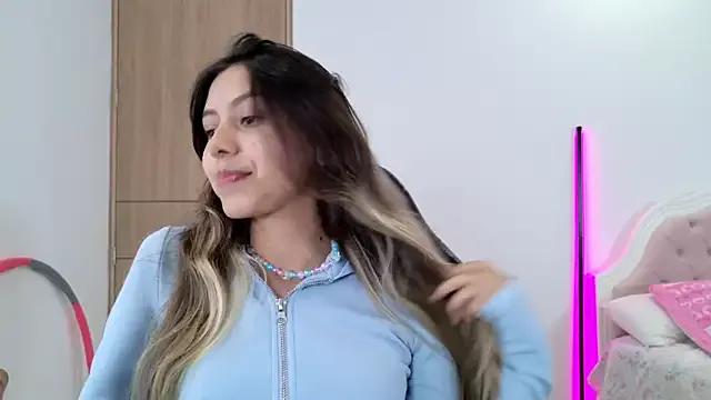 Customizable and immersive: Energize your taste buds and checkout our delicious choice of amateur cams liveshows with excited livestreamers getting their sweet physiques pounded with their beloved vibrating toys.