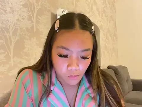 Customizable and immersive: Energize your taste buds and checkout our delicious choice of amateur cams liveshows with excited livestreamers getting their sweet physiques pounded with their beloved vibrating toys.