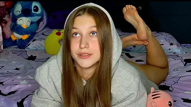 Customizable and immersive: Energize your taste buds and checkout our delicious choice of amateur cams liveshows with excited livestreamers getting their sweet physiques pounded with their beloved vibrating toys.