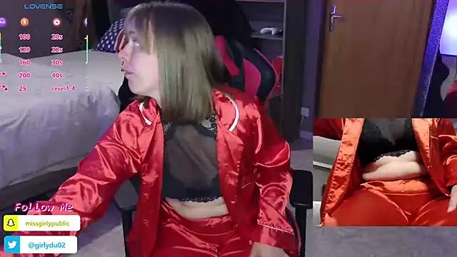 Customizable and immersive: Energize your taste buds and checkout our delicious choice of amateur cams liveshows with excited livestreamers getting their sweet physiques pounded with their beloved vibrating toys.