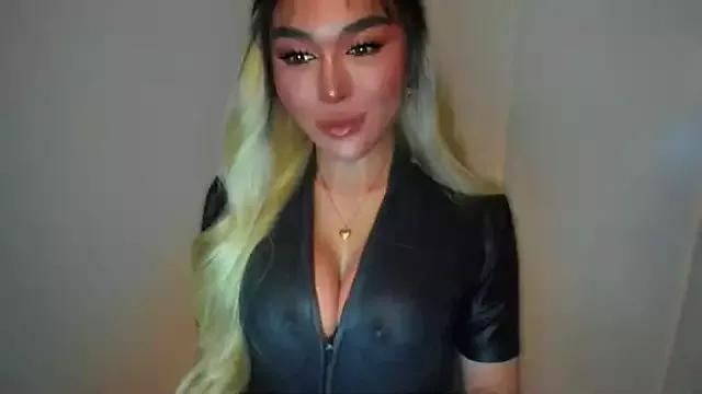 MissValentinaJohnson from StripChat is Freechat
