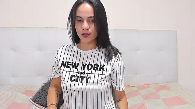 Customizable and immersive: Energize your taste buds and checkout our delicious choice of amateur cams liveshows with excited livestreamers getting their sweet physiques pounded with their beloved vibrating toys.