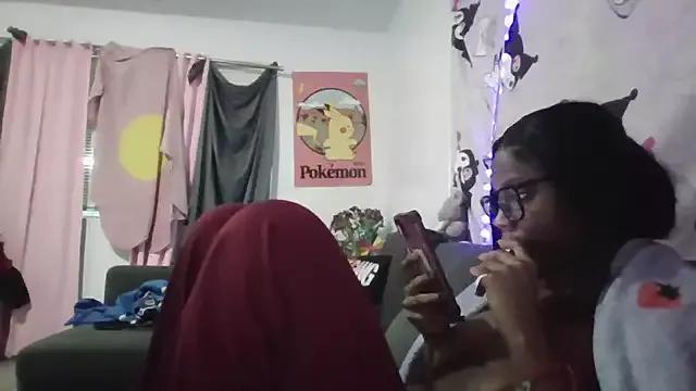 Customizable and immersive: Energize your taste buds and checkout our delicious choice of amateur cams liveshows with excited livestreamers getting their sweet physiques pounded with their beloved vibrating toys.