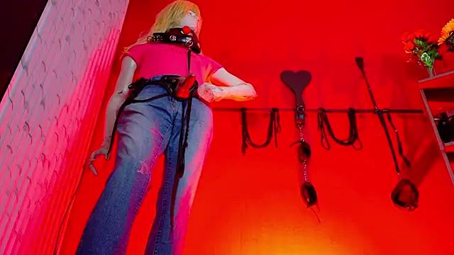 Customizable and immersive: Energize your taste buds and checkout our delicious choice of amateur cams liveshows with excited livestreamers getting their sweet physiques pounded with their beloved vibrating toys.
