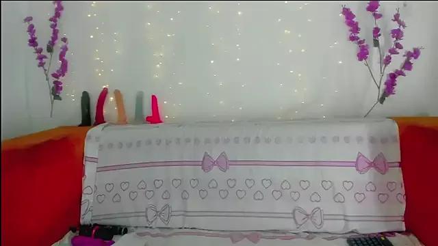 Customizable and immersive: Energize your taste buds and checkout our delicious choice of amateur cams liveshows with excited livestreamers getting their sweet physiques pounded with their beloved vibrating toys.