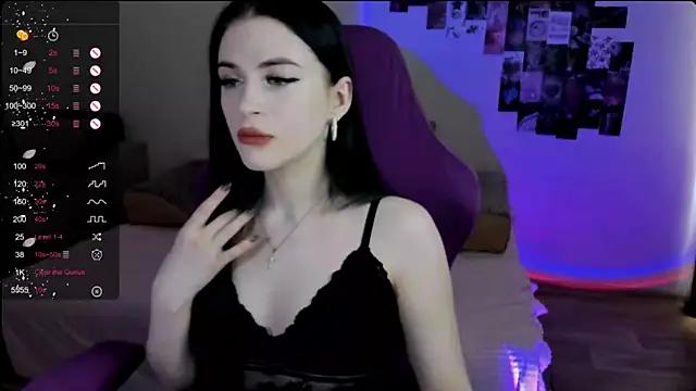 Molly_Crystall webcams show profile image 