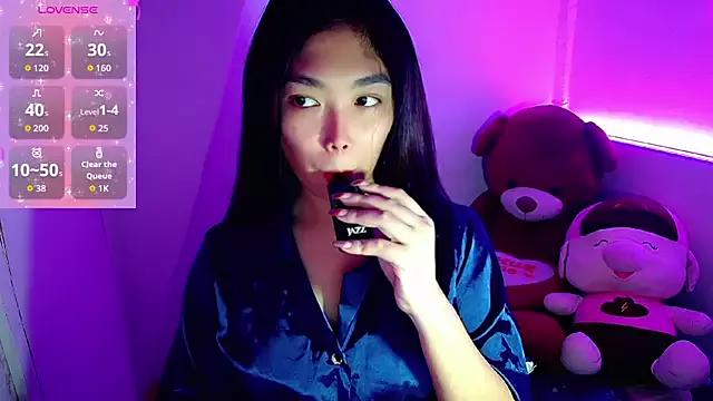 Customizable and immersive: Energize your taste buds and checkout our delicious choice of amateur cams liveshows with excited livestreamers getting their sweet physiques pounded with their beloved vibrating toys.