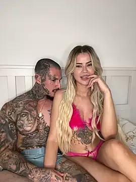 MollyLovexo from StripChat is Freechat