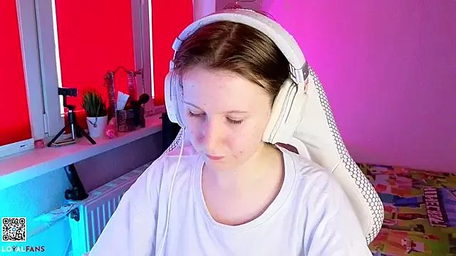 Customizable and immersive: Energize your taste buds and checkout our delicious choice of amateur cams liveshows with excited livestreamers getting their sweet physiques pounded with their beloved vibrating toys.