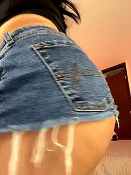 Customizable and immersive: Energize your taste buds and checkout our delicious choice of amateur cams liveshows with excited livestreamers getting their sweet physiques pounded with their beloved vibrating toys.