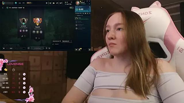 Customizable and immersive: Energize your taste buds and checkout our delicious choice of amateur cams liveshows with excited livestreamers getting their sweet physiques pounded with their beloved vibrating toys.