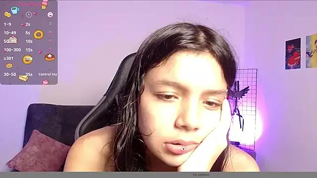 Morgan-Star from StripChat is Freechat