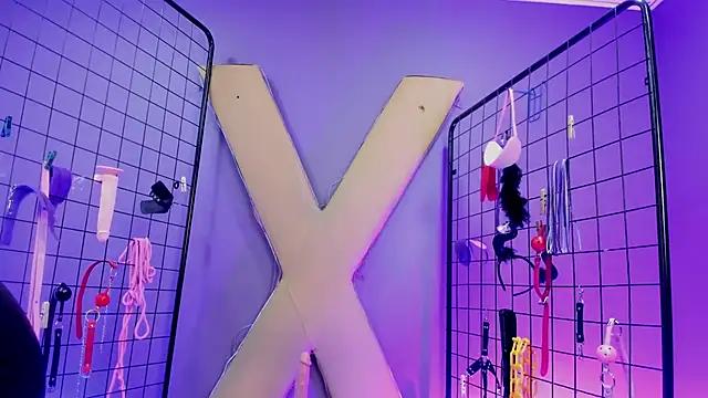 Customizable and immersive: Energize your taste buds and checkout our delicious choice of amateur cams liveshows with excited livestreamers getting their sweet physiques pounded with their beloved vibrating toys.