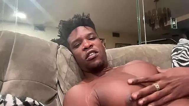 MrDaddyBlackNi9e from StripChat is Freechat