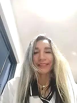 Ms_lunaRose from StripChat is Freechat