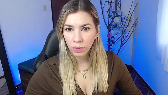 ms_sofia_x from StripChat is Freechat