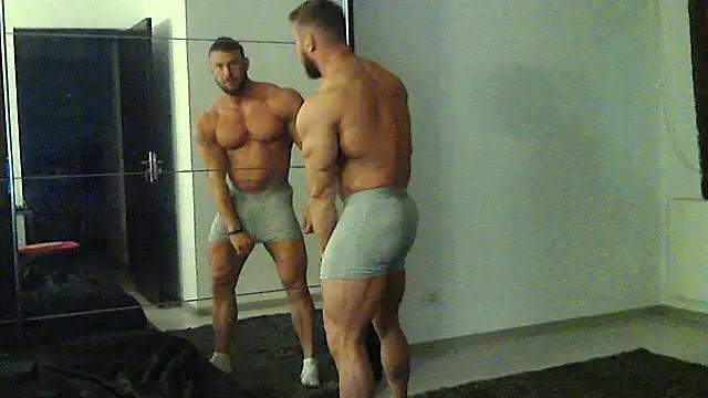 muscularkevin from StripChat is Freechat
