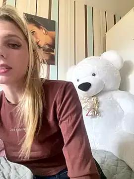 Customizable and immersive: Energize your taste buds and checkout our delicious choice of amateur cams liveshows with excited livestreamers getting their sweet physiques pounded with their beloved vibrating toys.