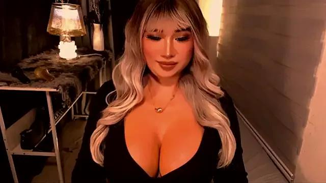 Customizable and immersive: Energize your taste buds and checkout our delicious choice of amateur cams liveshows with excited livestreamers getting their sweet physiques pounded with their beloved vibrating toys.