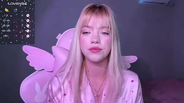 Customizable and immersive: Energize your taste buds and checkout our delicious choice of amateur cams liveshows with excited livestreamers getting their sweet physiques pounded with their beloved vibrating toys.