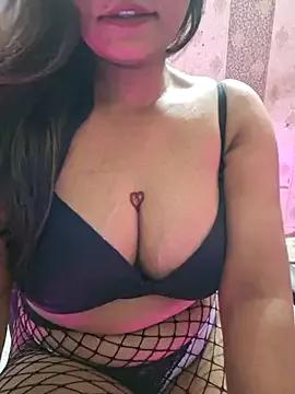 N-Natasha from StripChat is Freechat
