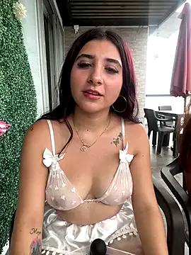 Nahomy_Harperr from StripChat is Freechat