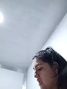Naiara_Love from StripChat is Freechat