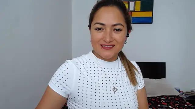 naomimature43 from StripChat is Freechat