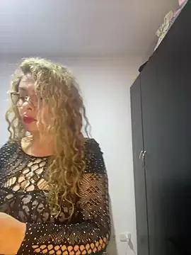 Naomy-Love from StripChat is Freechat