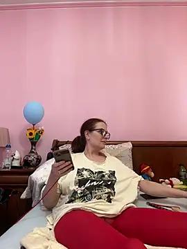 NataKitten from StripChat