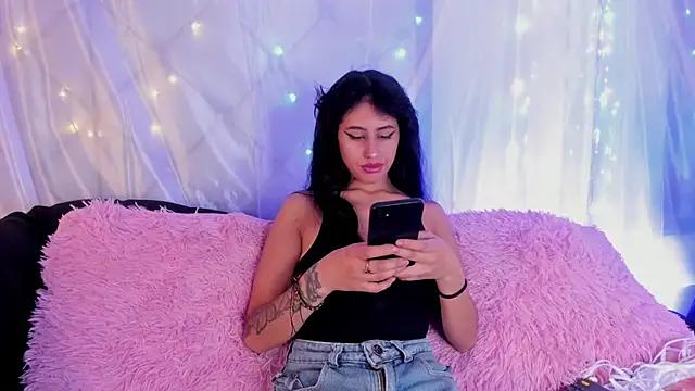 Customizable and immersive: Energize your taste buds and checkout our delicious choice of amateur cams liveshows with excited livestreamers getting their sweet physiques pounded with their beloved vibrating toys.