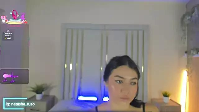 Natasharuso from StripChat is Freechat