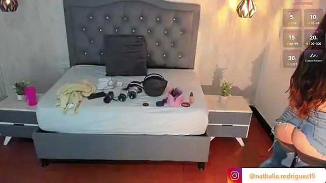 Customizable and immersive: Energize your taste buds and checkout our delicious choice of amateur cams liveshows with excited livestreamers getting their sweet physiques pounded with their beloved vibrating toys.