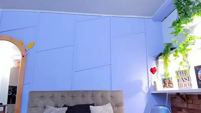 Customizable and immersive: Energize your taste buds and checkout our delicious choice of amateur cams liveshows with excited livestreamers getting their sweet physiques pounded with their beloved vibrating toys.