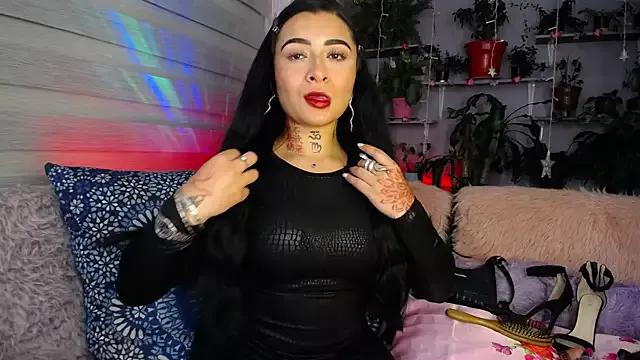 Customizable and immersive: Energize your taste buds and checkout our delicious choice of amateur cams liveshows with excited livestreamers getting their sweet physiques pounded with their beloved vibrating toys.