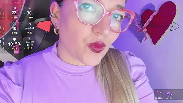 Customizable and immersive: Energize your taste buds and checkout our delicious choice of amateur cams liveshows with excited livestreamers getting their sweet physiques pounded with their beloved vibrating toys.