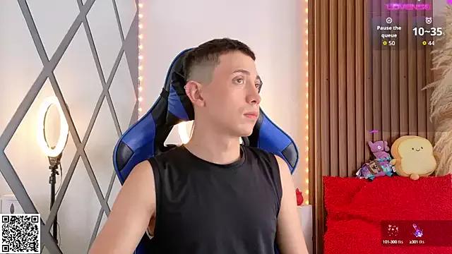 Customizable and immersive: Energize your taste buds and checkout our delicious choice of amateur cams liveshows with excited livestreamers getting their sweet physiques pounded with their beloved vibrating toys.