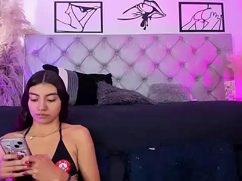 Customizable and immersive: Energize your taste buds and checkout our delicious choice of amateur cams liveshows with excited livestreamers getting their sweet physiques pounded with their beloved vibrating toys.