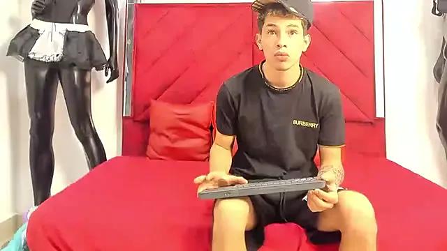 Customizable and immersive: Energize your taste buds and checkout our delicious choice of amateur cams liveshows with excited livestreamers getting their sweet physiques pounded with their beloved vibrating toys.