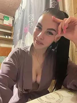 Customizable and immersive: Energize your taste buds and checkout our delicious choice of amateur cams liveshows with excited livestreamers getting their sweet physiques pounded with their beloved vibrating toys.