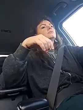 NaughtyLittleVeteran from StripChat is Freechat