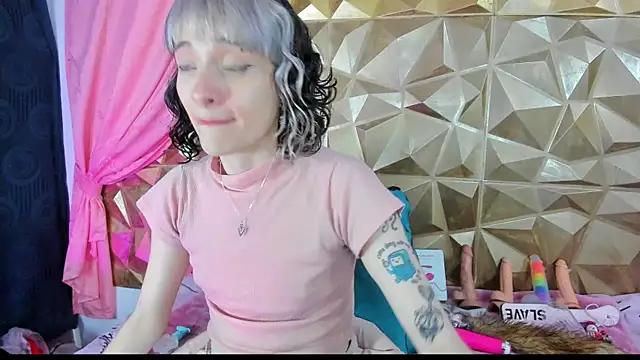 Customizable and immersive: Energize your taste buds and checkout our delicious choice of amateur cams liveshows with excited livestreamers getting their sweet physiques pounded with their beloved vibrating toys.
