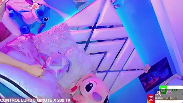 Niccolls_Princess_ from StripChat is Freechat