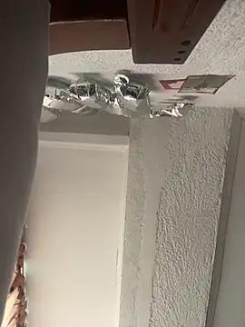 nicky_oli from StripChat is Freechat