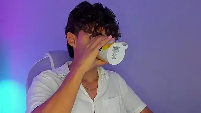 NicolasFerrer18 from StripChat is Freechat