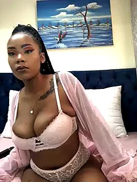 Nicole_Liam_ from StripChat is Freechat